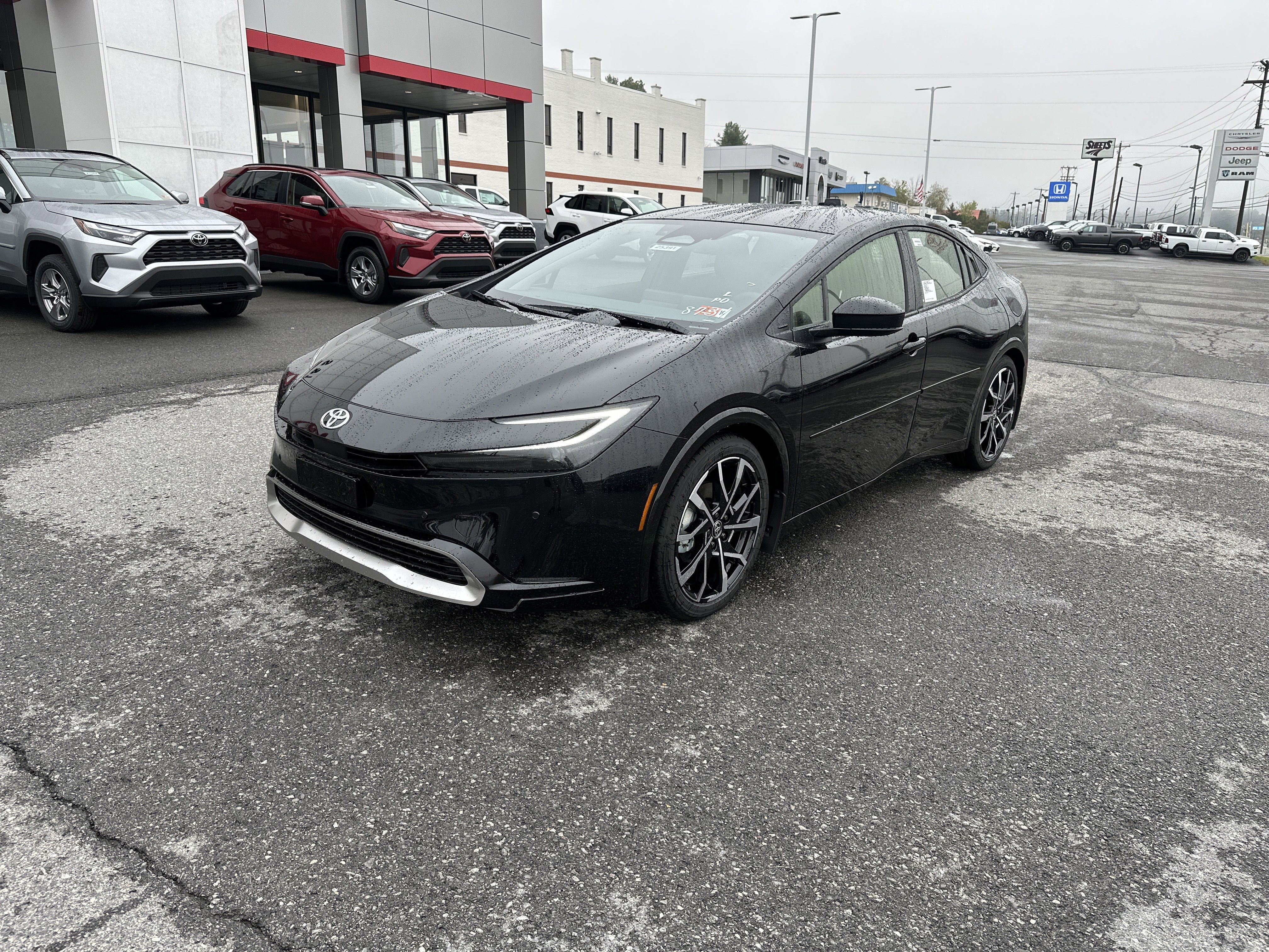 2026 Toyota Prius XSE's photo