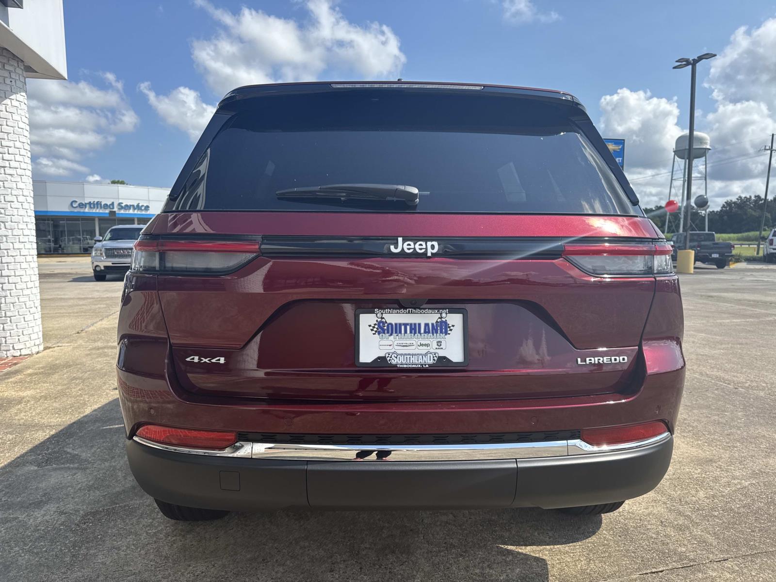 2025 Jeep Grand Cherokee Laredo X photo 5