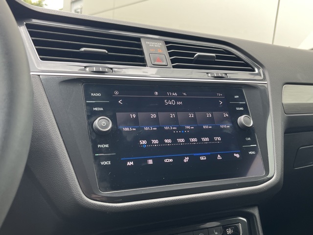 2021 Volkswagen Tiguan SE photo 34