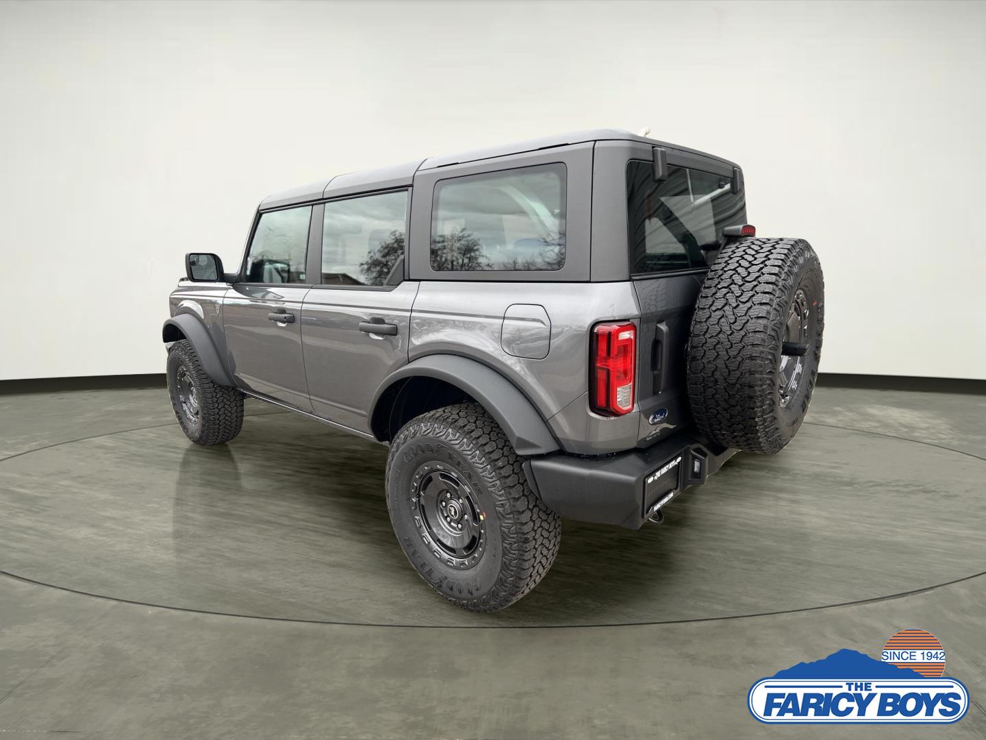 2025 Ford Bronco Base photo 2