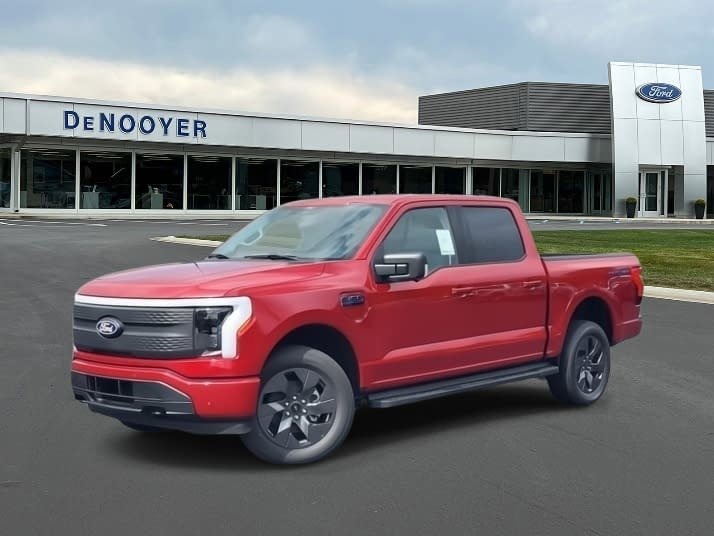 2025 Ford F-150 Lightning Flash's photo