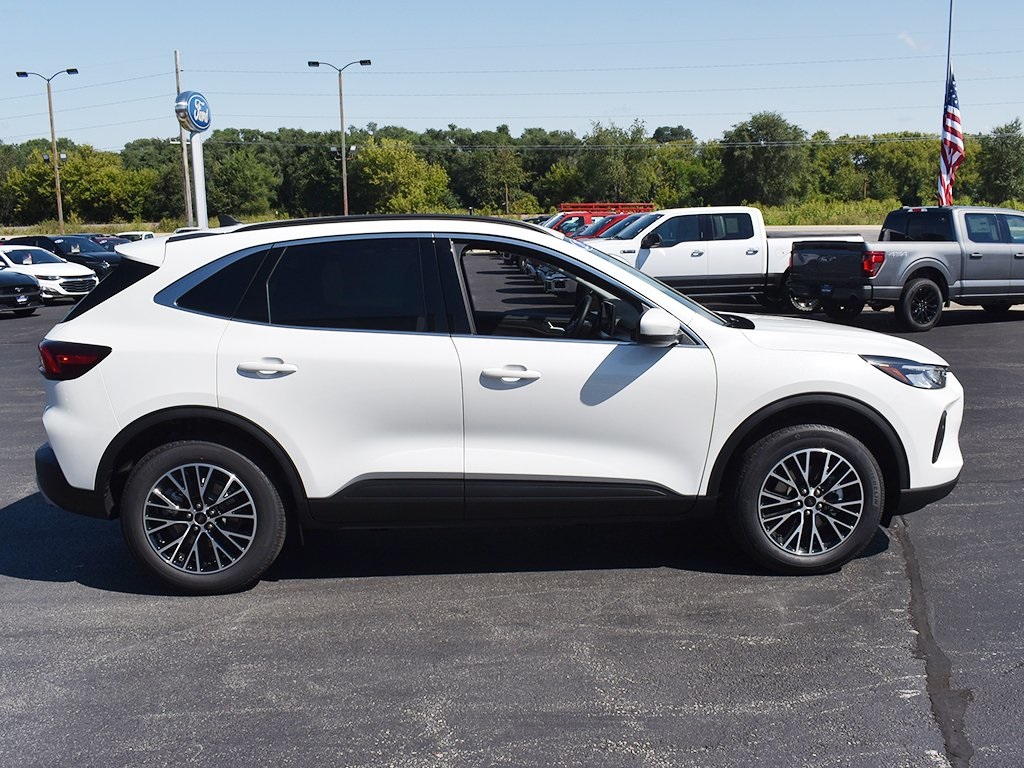 2025 Ford Escape Plug-In Hybrid Base photo 11