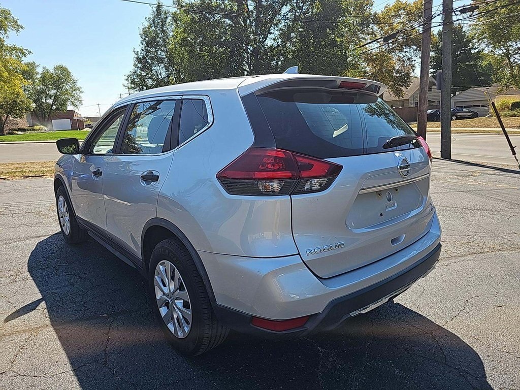 2018 Nissan Rogue S photo 7