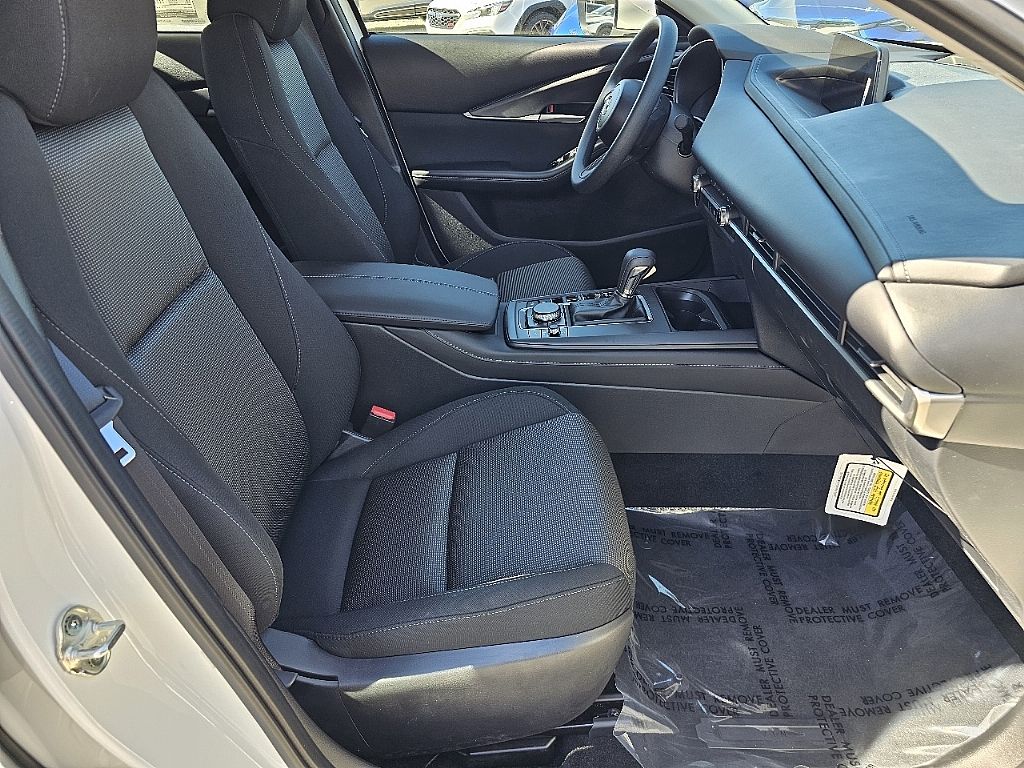 2025 Mazda CX-30 2.5 S photo 4