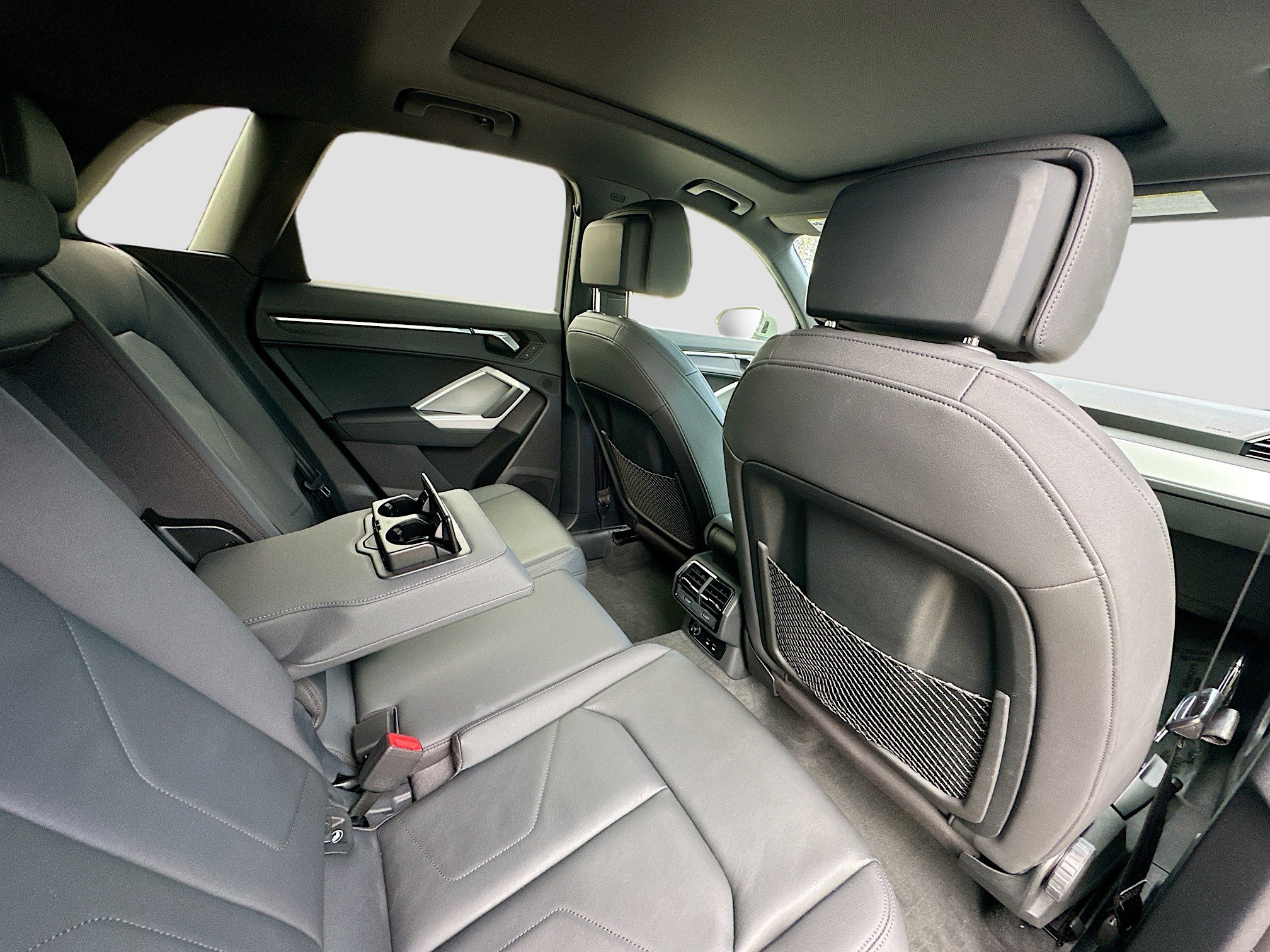 2020 Audi Q3 S line Premium photo 30