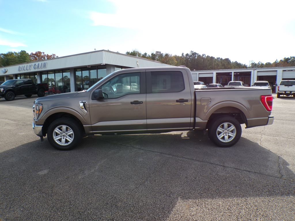 2023 Ford F-150 XLT photo 3