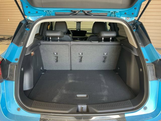 2025 Buick Encore GX Sport Touring photo 11