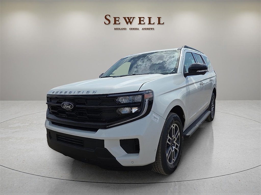 2025 Ford Expedition Active's photo