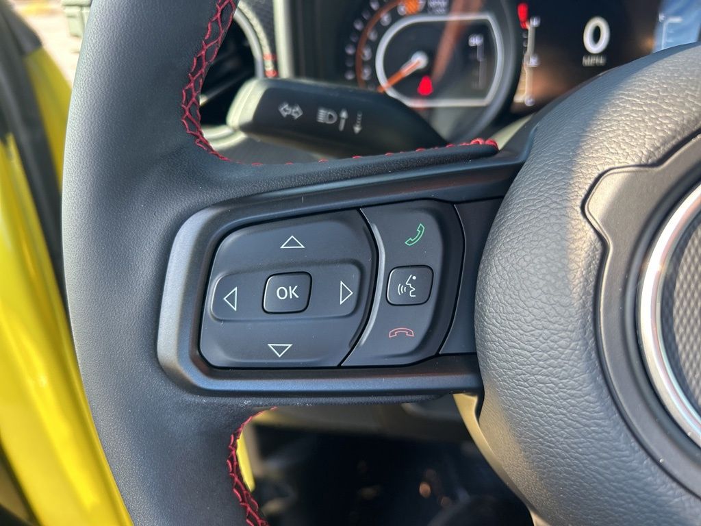 2024 Jeep Wrangler Rubicon photo 38
