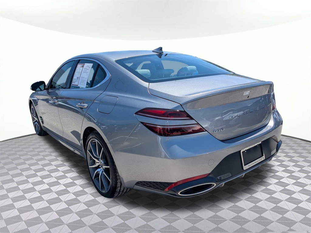 2025 Genesis G70 2.5T Sport Prestige photo 5