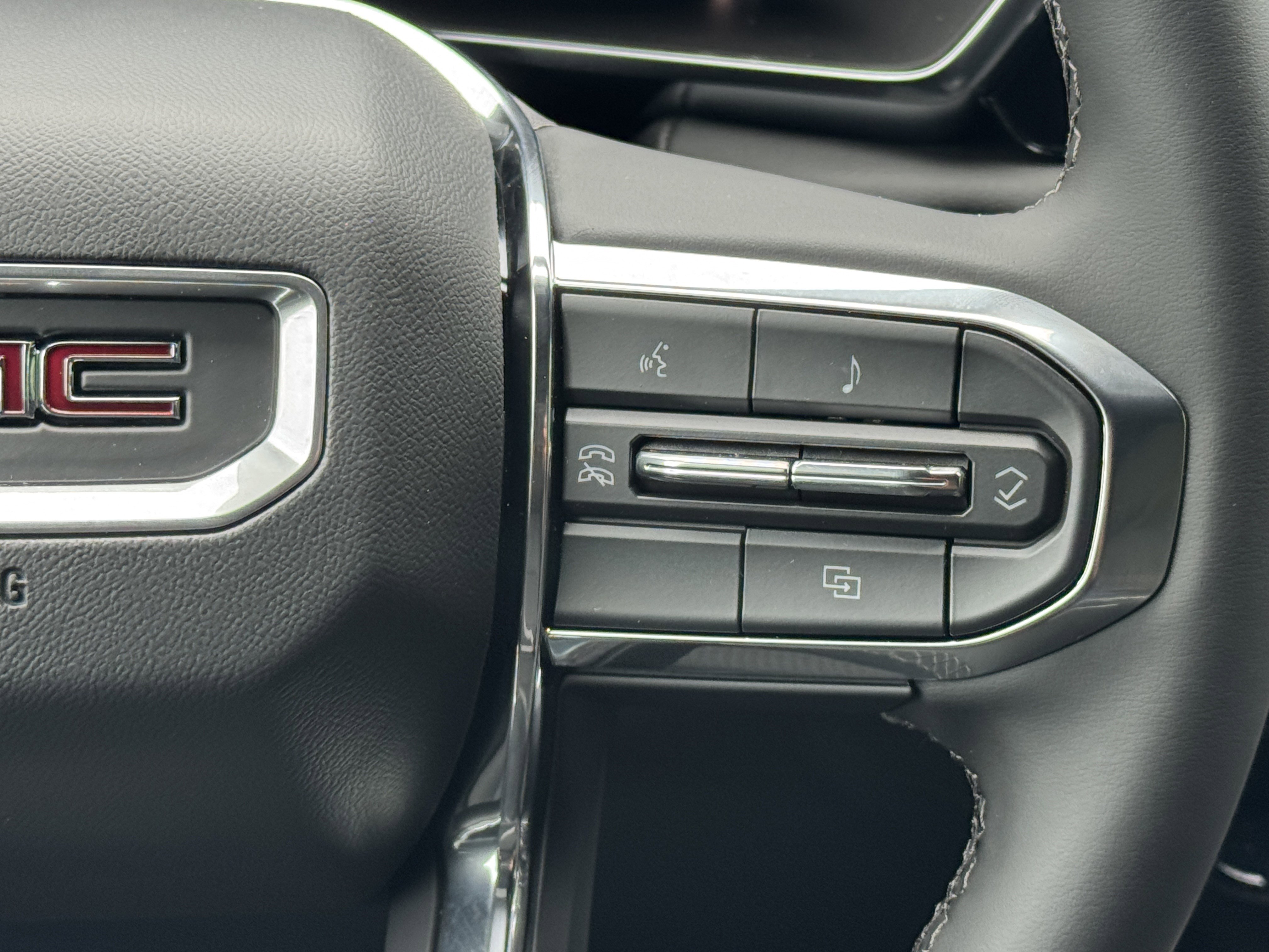 2025 Gmc Canyon Elevation photo 9