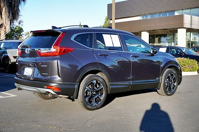 Used 2018 Black Honda Touring image 7