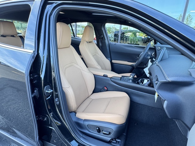 2025 Lexus UX Premium photo 10