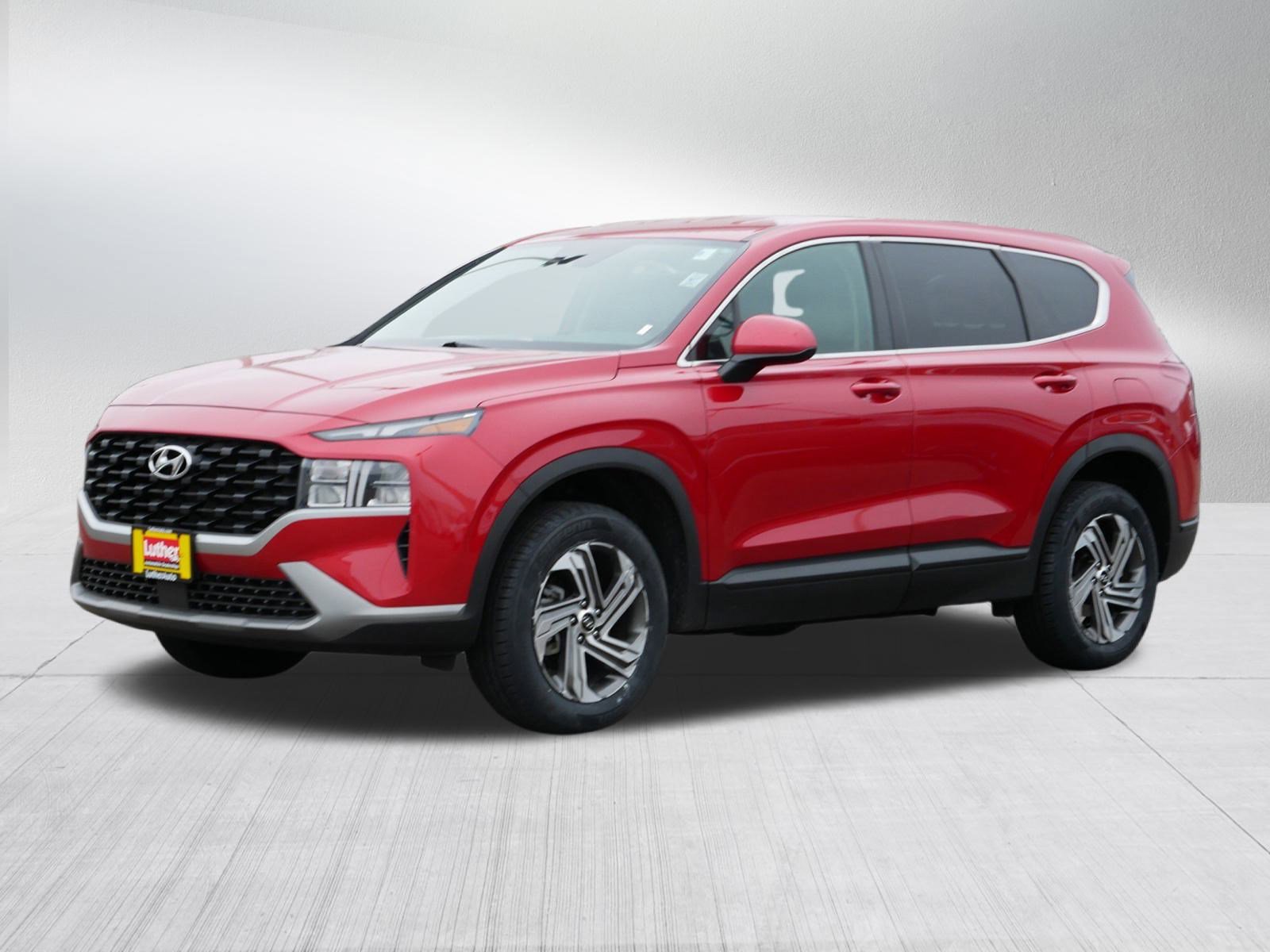 2022 Hyundai Santa Fe SE photo 2