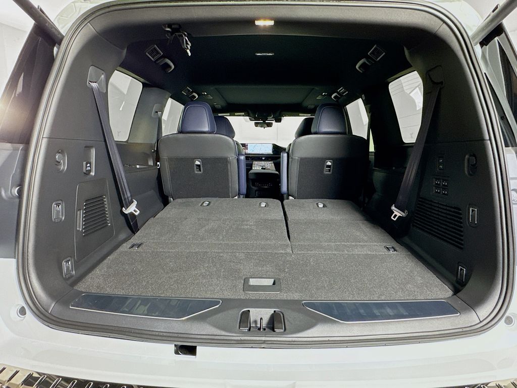 2026 Infiniti QX80 Sensory photo 29