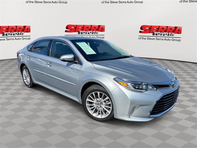 2016 Toyota Avalon Limited's photo