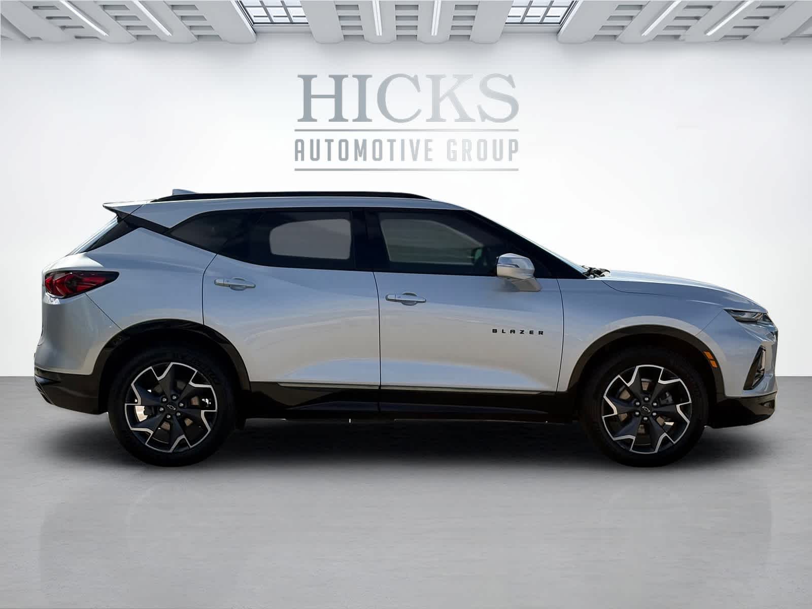 Used 2021 Silver Ice Metallic Chevrolet RS image 4