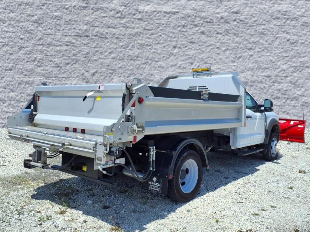 2024 Ford F-450 photo 2