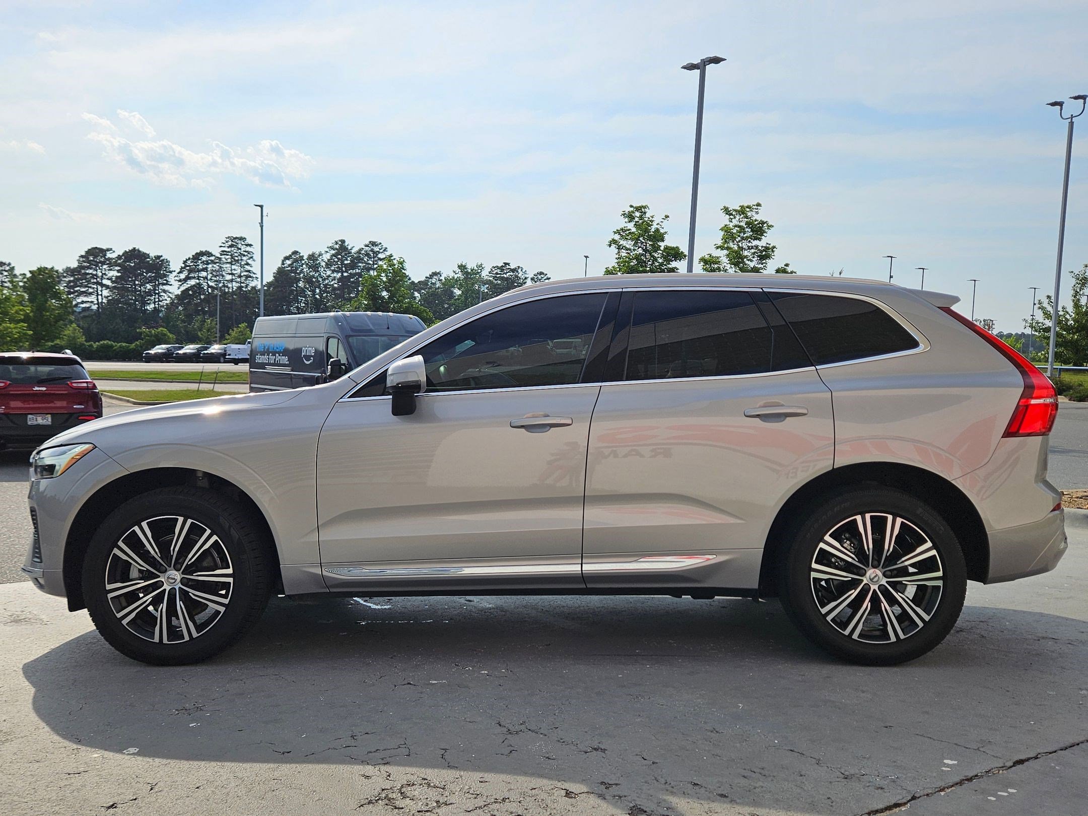 2022 Volvo XC60 Inscription photo 3