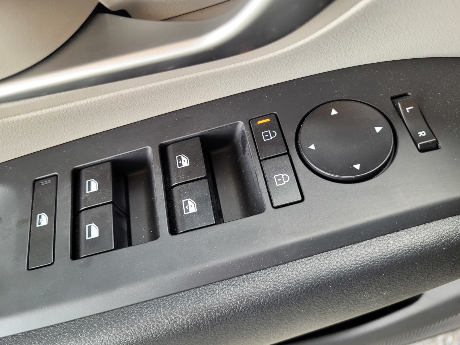 2025 Hyundai Tucson SEL Convenience photo 13