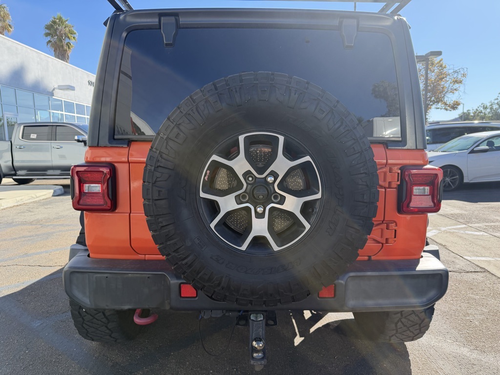 Used 2018 Orange Jeep Unlimited Rubicon image 5
