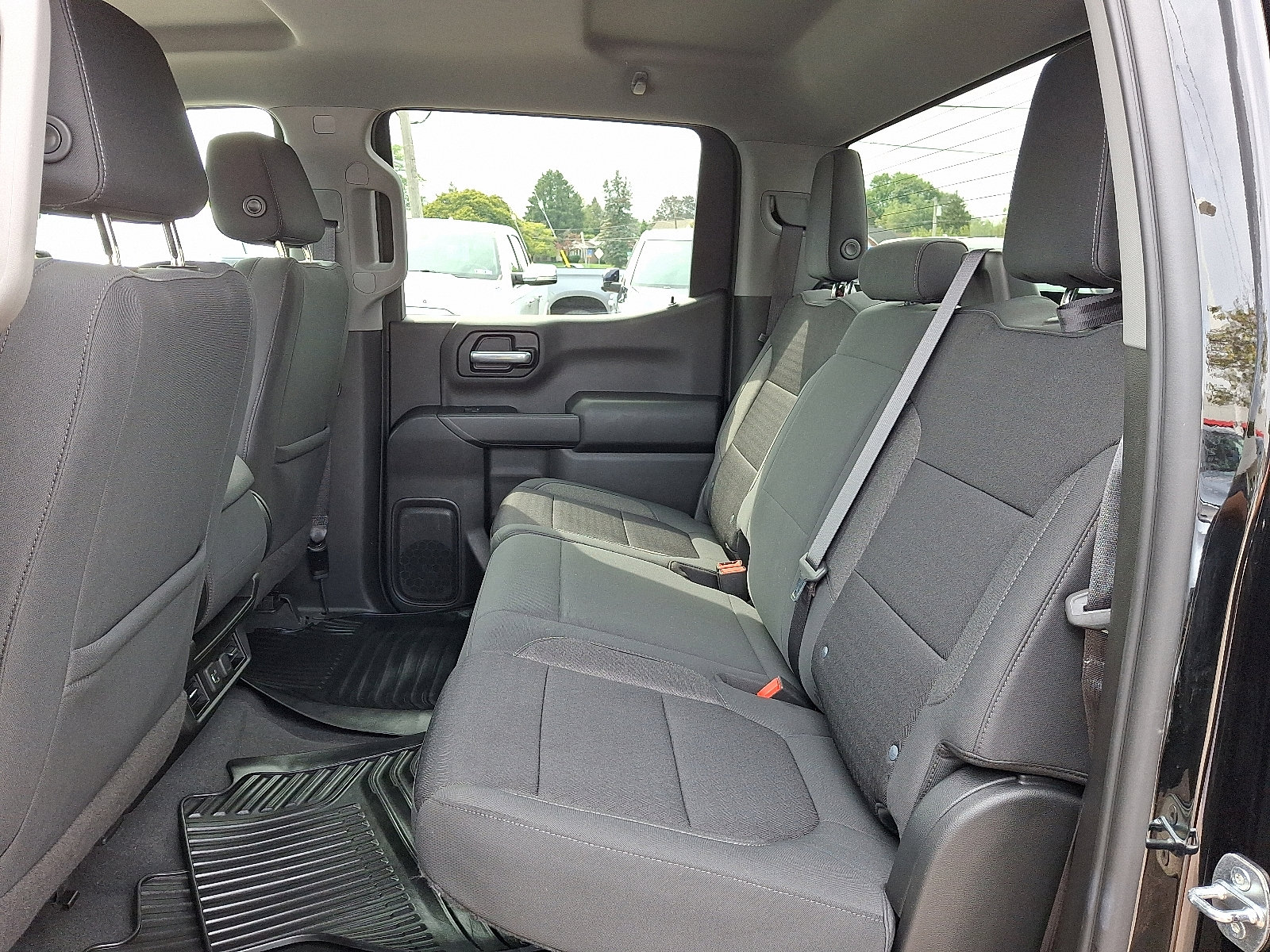 2021 Chevrolet Silverado 1500 LT photo 9