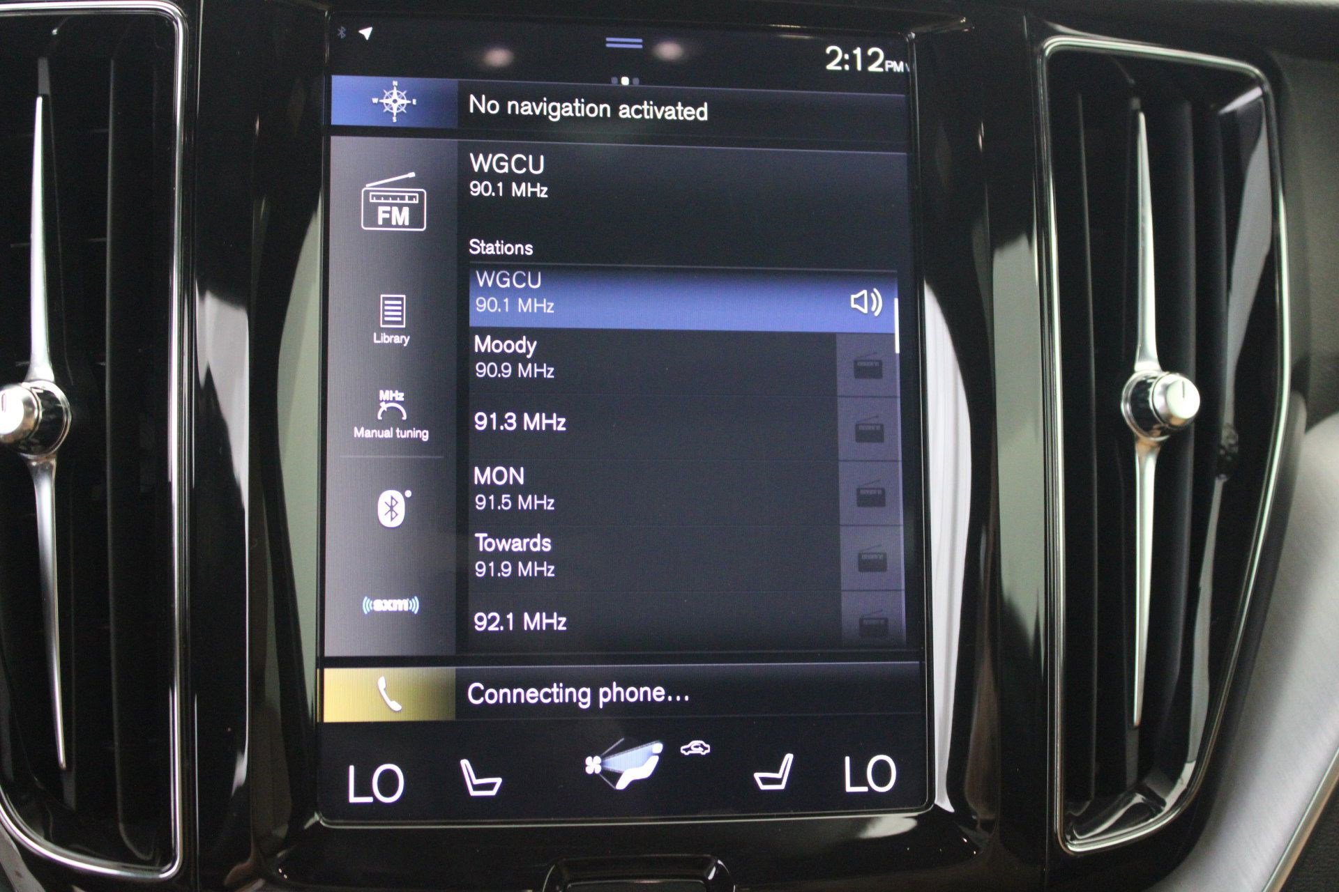 2020 Volvo XC60 T5 Momentum photo 21