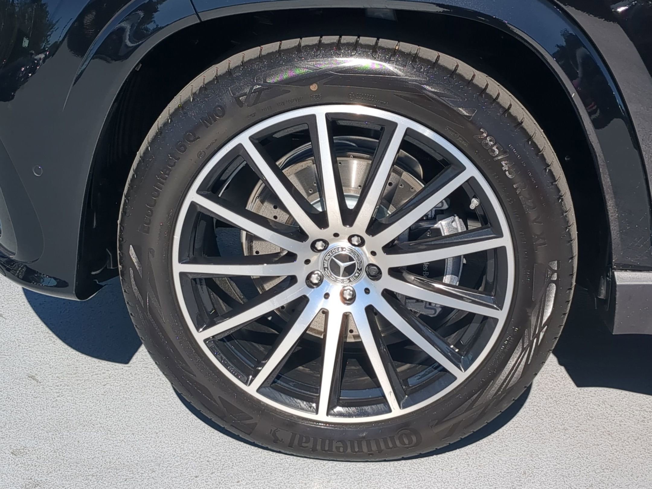 2026 Mercedes Benz GLS 580 4MATIC photo 4