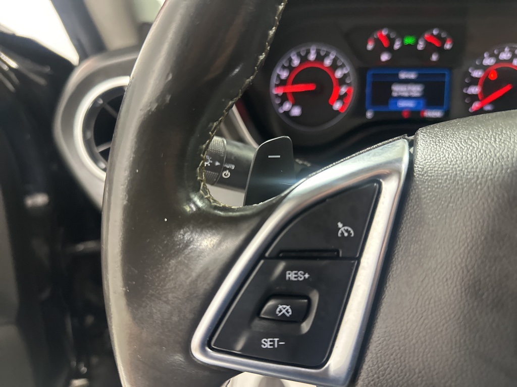 2019 Chevrolet Camaro 1LT photo 18
