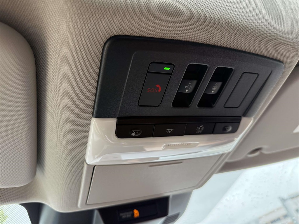 2026 Nissan Rogue Platinum photo 28