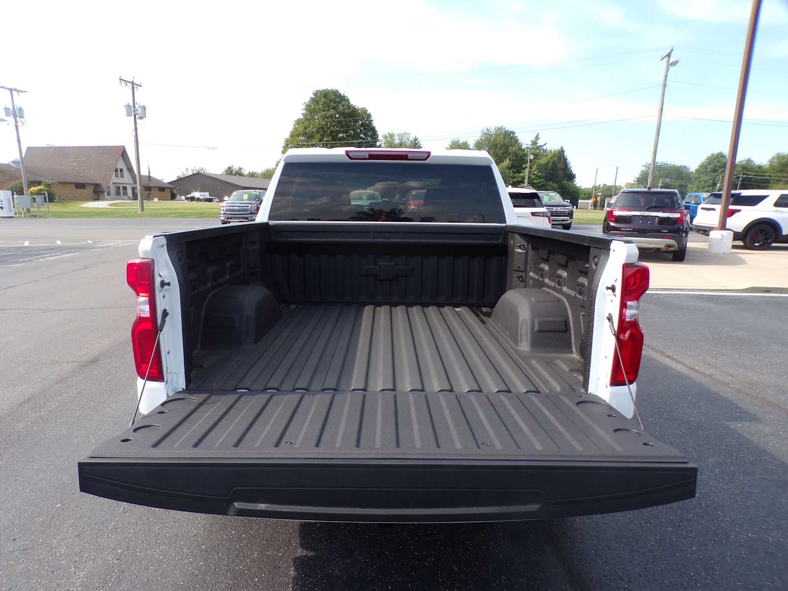 2025 Chevrolet Silverado 1500 RST photo 10