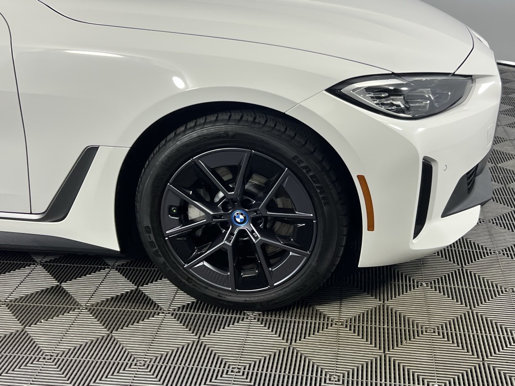 2023 Bmw i4 eDrive35 photo 9