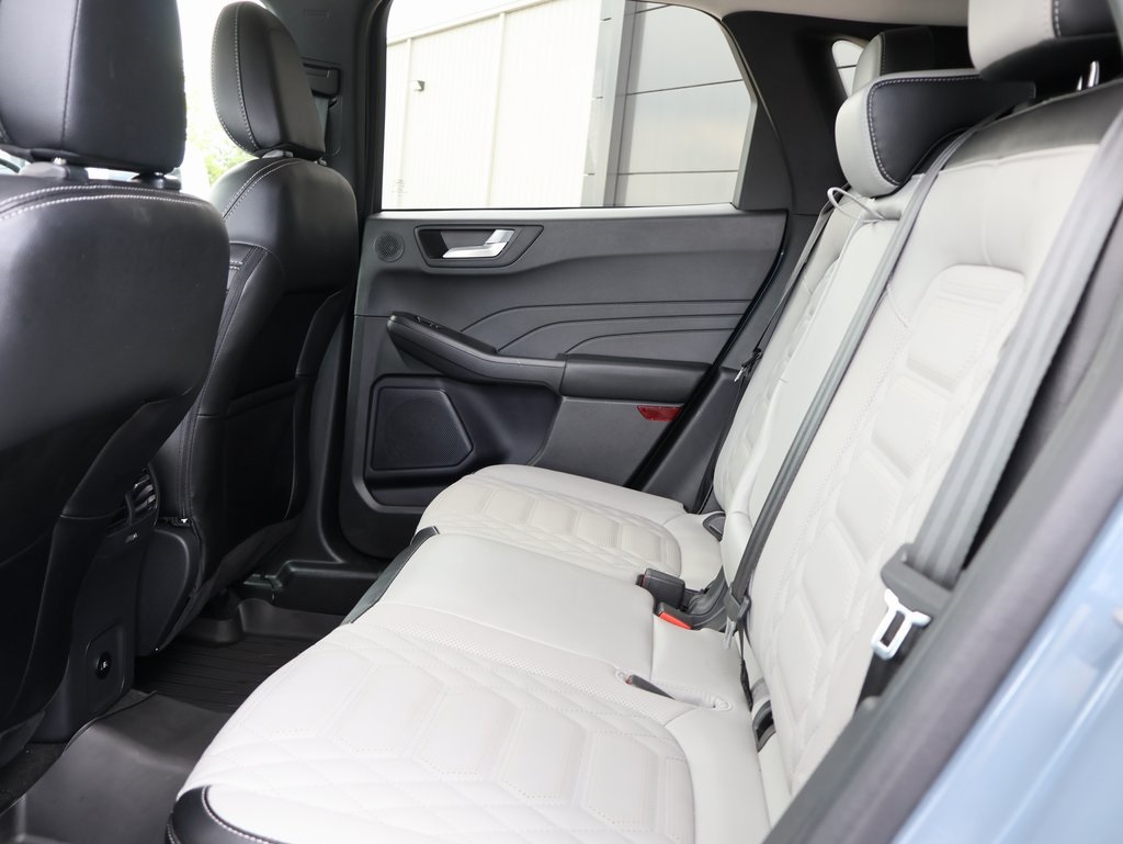 2024 Ford Escape Platinum photo 17