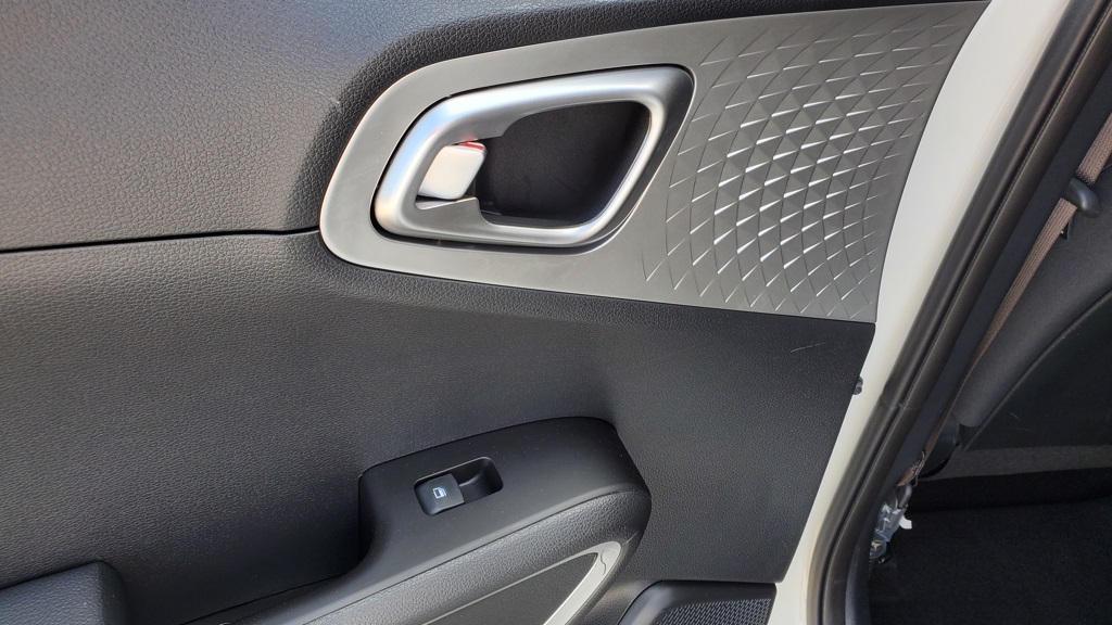 2023 Kia Soul LX photo 30