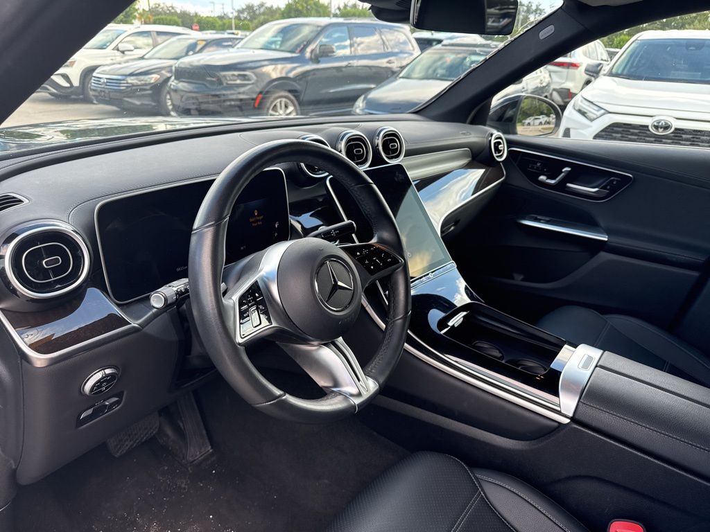 2024 Mercedes Benz GLC 300 4MATIC photo 9