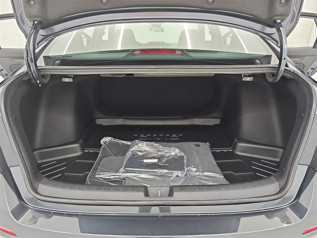 2025 Honda Civic Hybrid photo 14