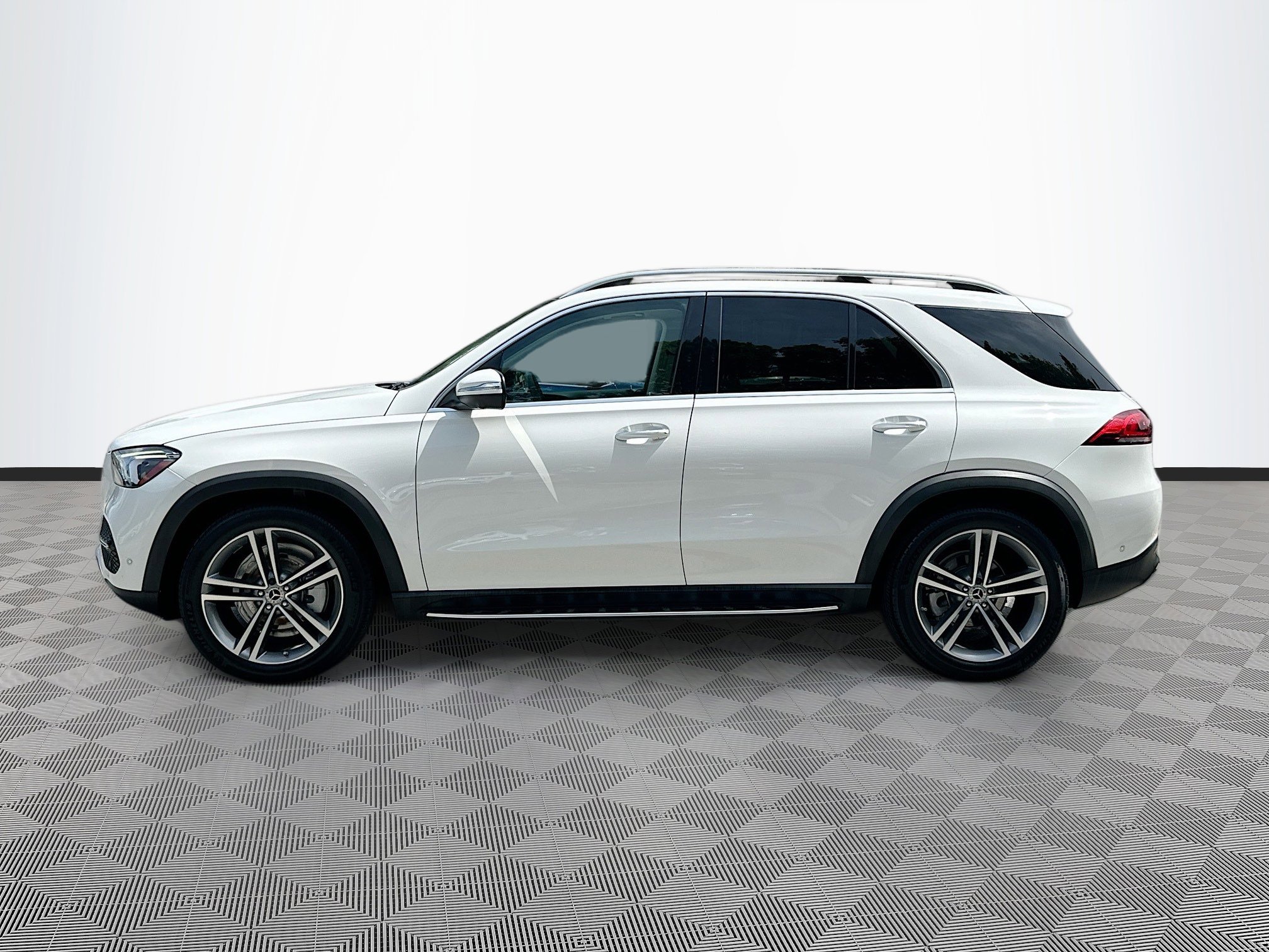 2022 Mercedes Benz GLE 350 photo 4