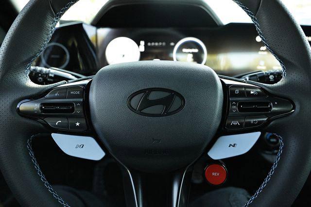 2025 Hyundai Elantra N Base photo 11