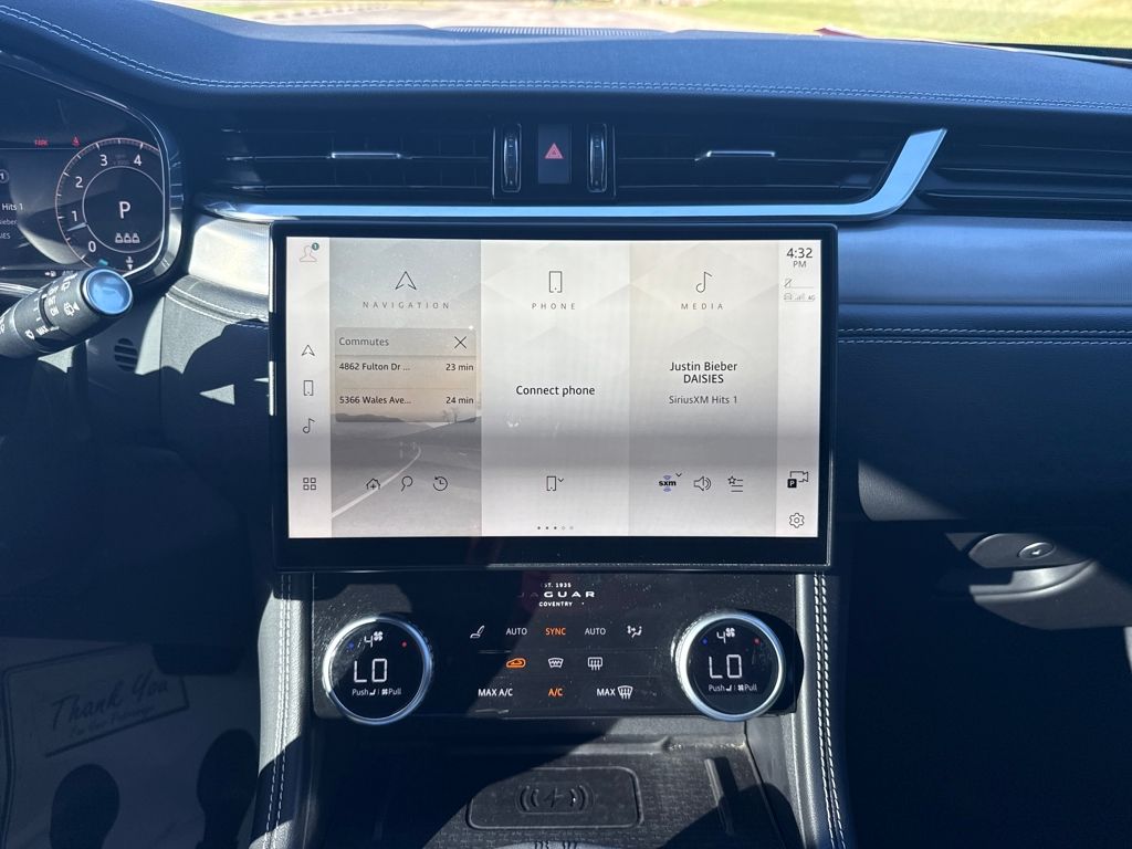 2024 Jaguar F-PACE P250 R-Dynamic S photo 23