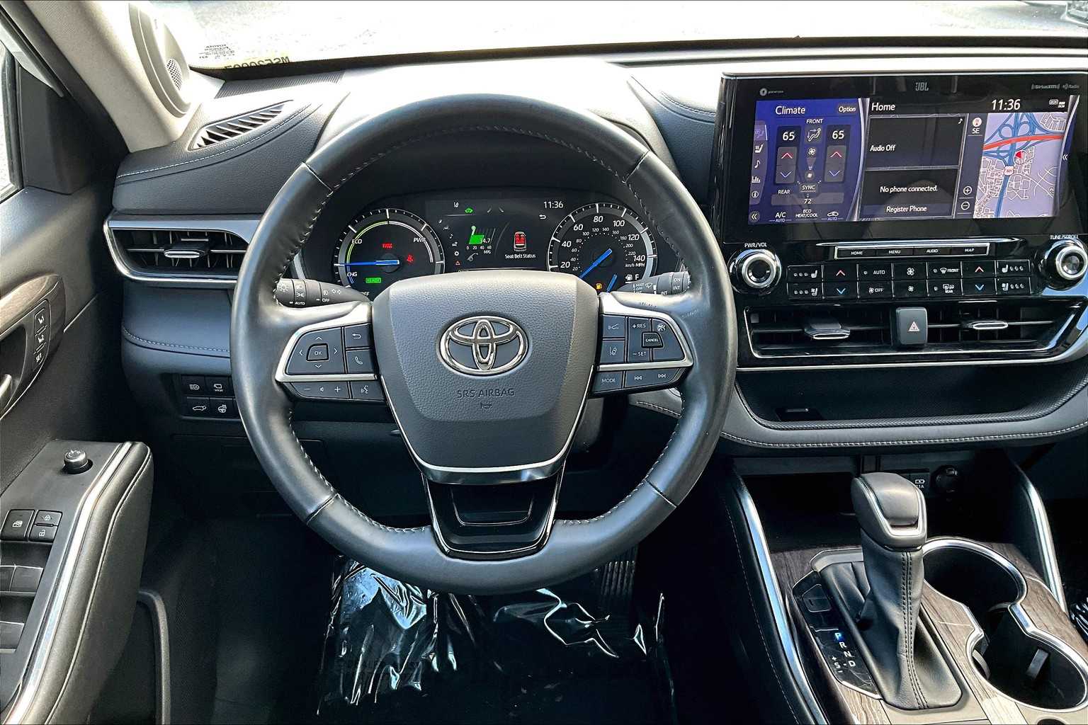 2021 Toyota Highlander Hybrid Limited photo 5