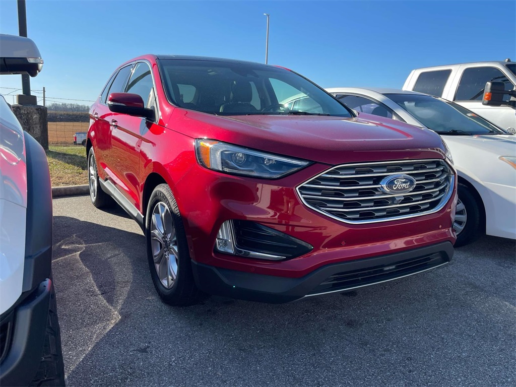 2020 Ford Edge Titanium's photo