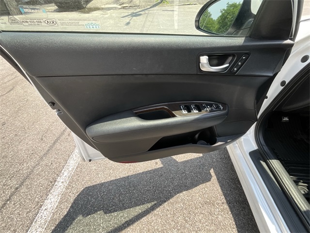 2018 Kia Optima EX photo 8