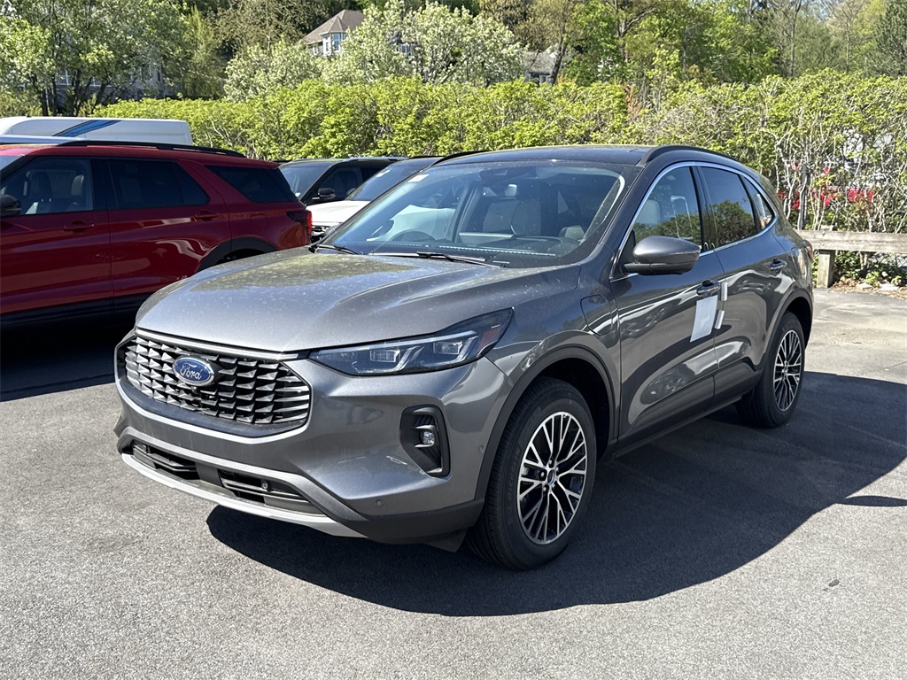 2024 Ford Escape Plug-In Hybrid photo 5