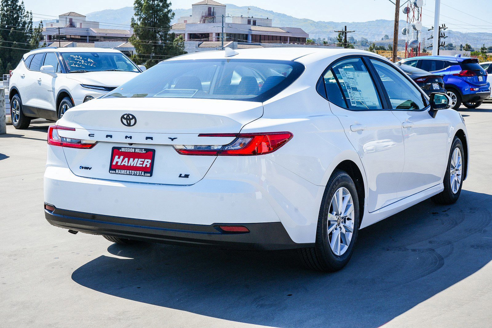 2025 Toyota Camry LE photo 2