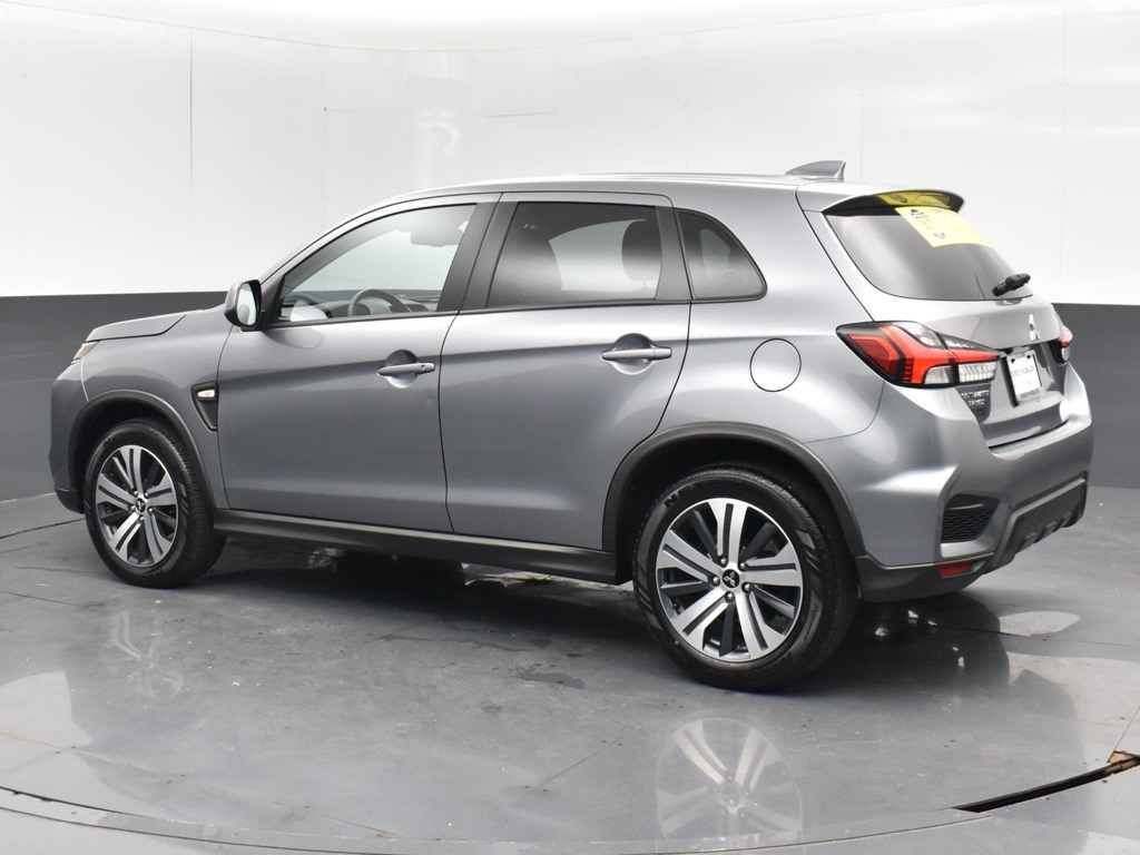 2024 Mitsubishi Outlander Sport ES photo 10
