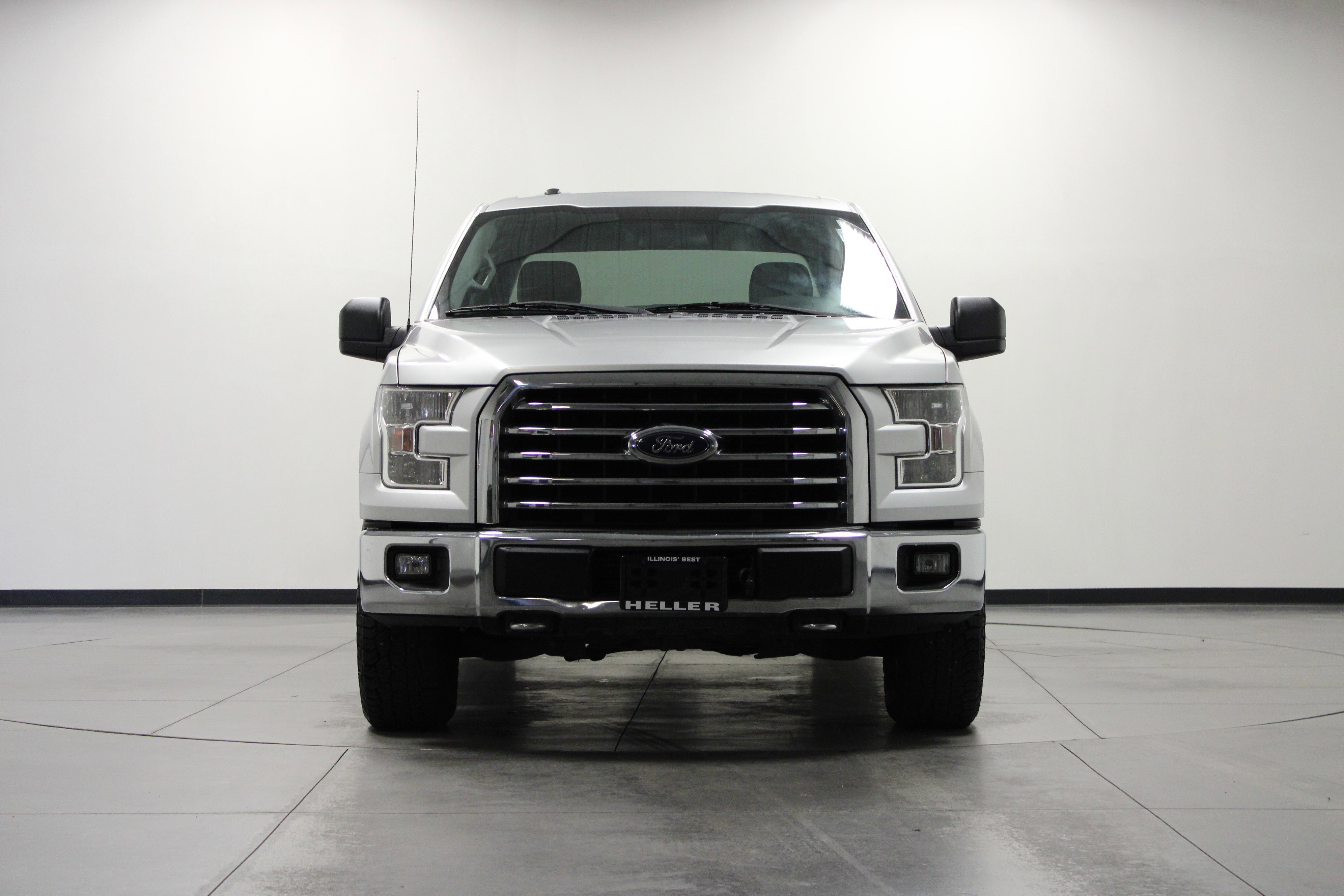2016 Ford F-150 XLT photo 8