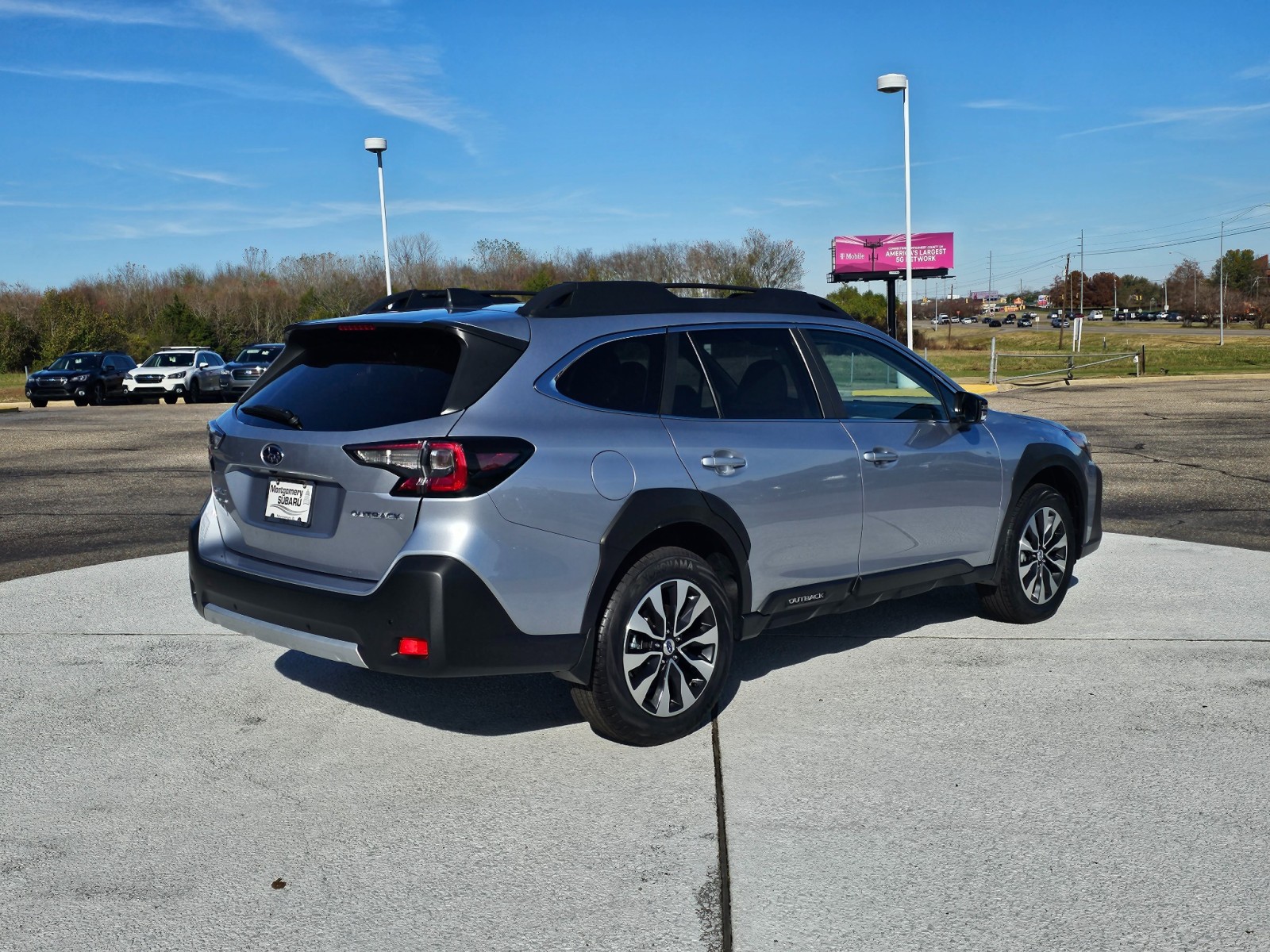 2025 Subaru Outback Limited photo 2