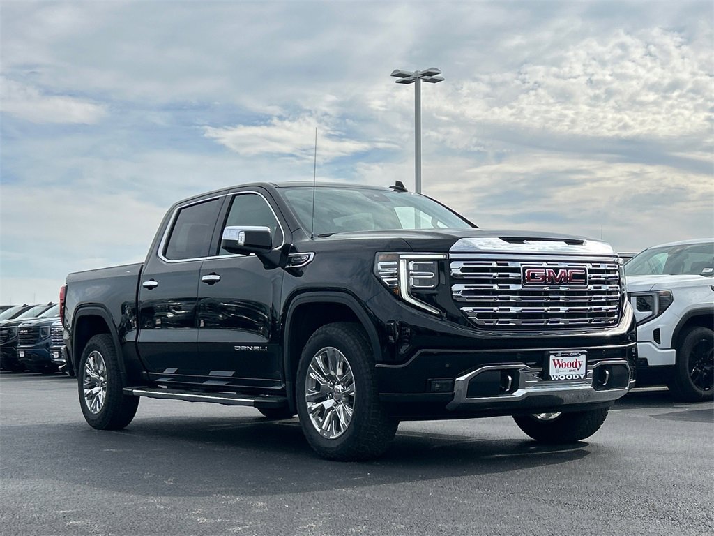 2026 GMC SIERRA - Image 1