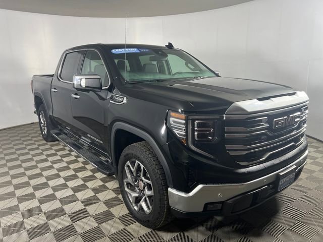 2025 GMC Sierra SLT's photo
