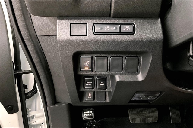 2025 Nissan Frontier SV photo 29